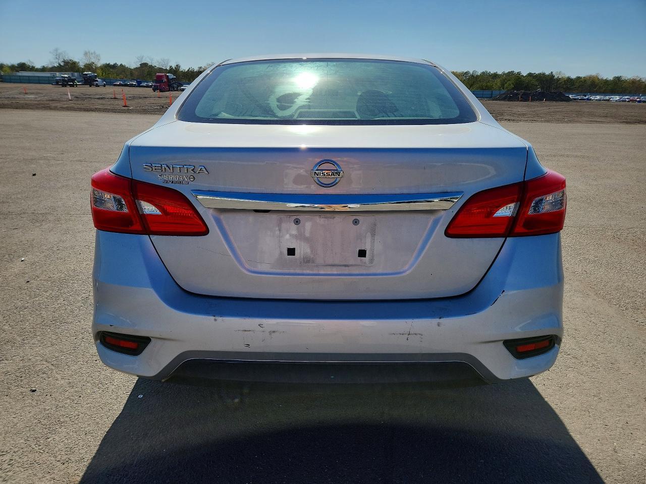 2019 Nissan Sentra S - Фото 6