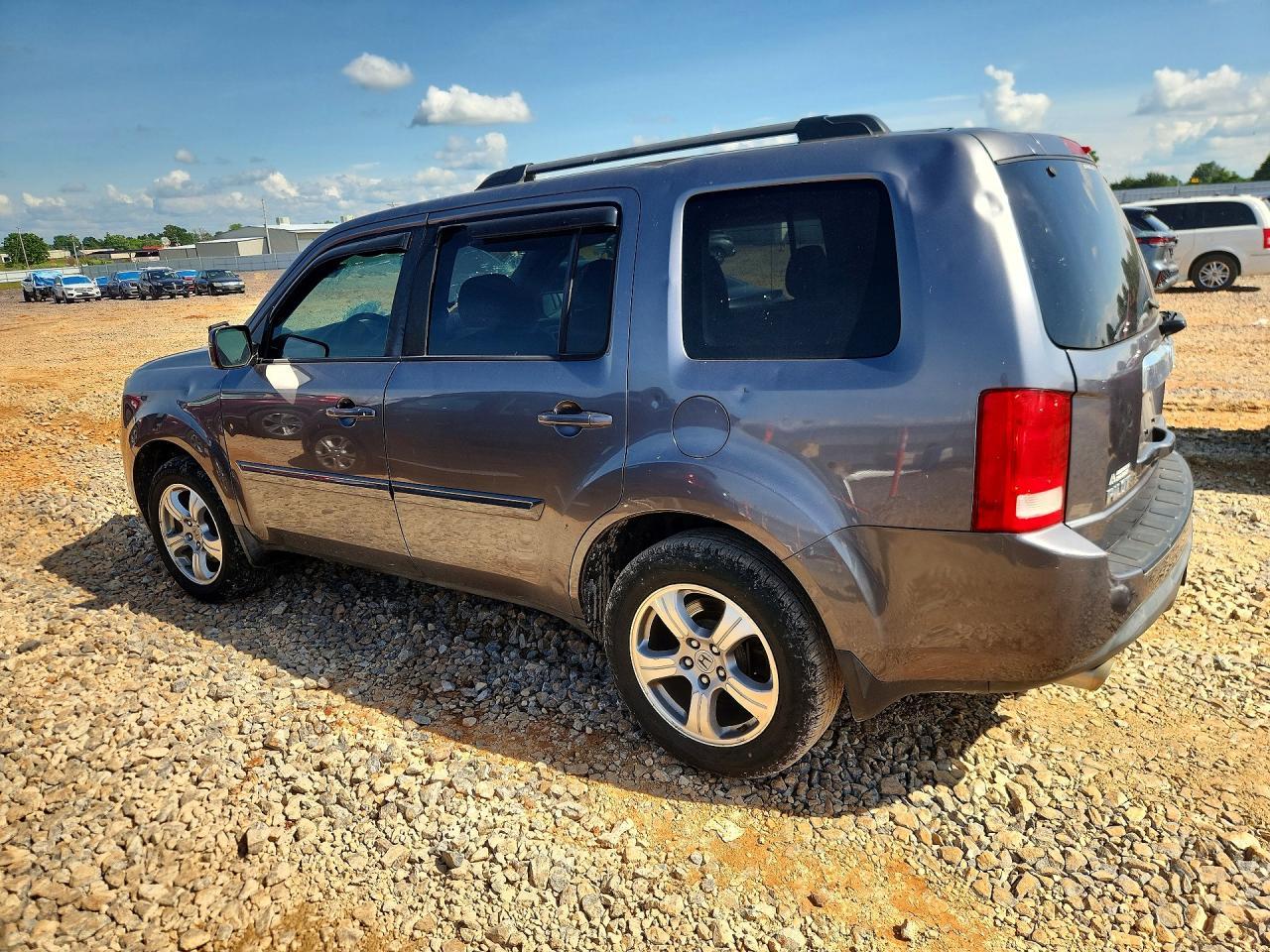 2014 Honda Pilot Exln - Image 2