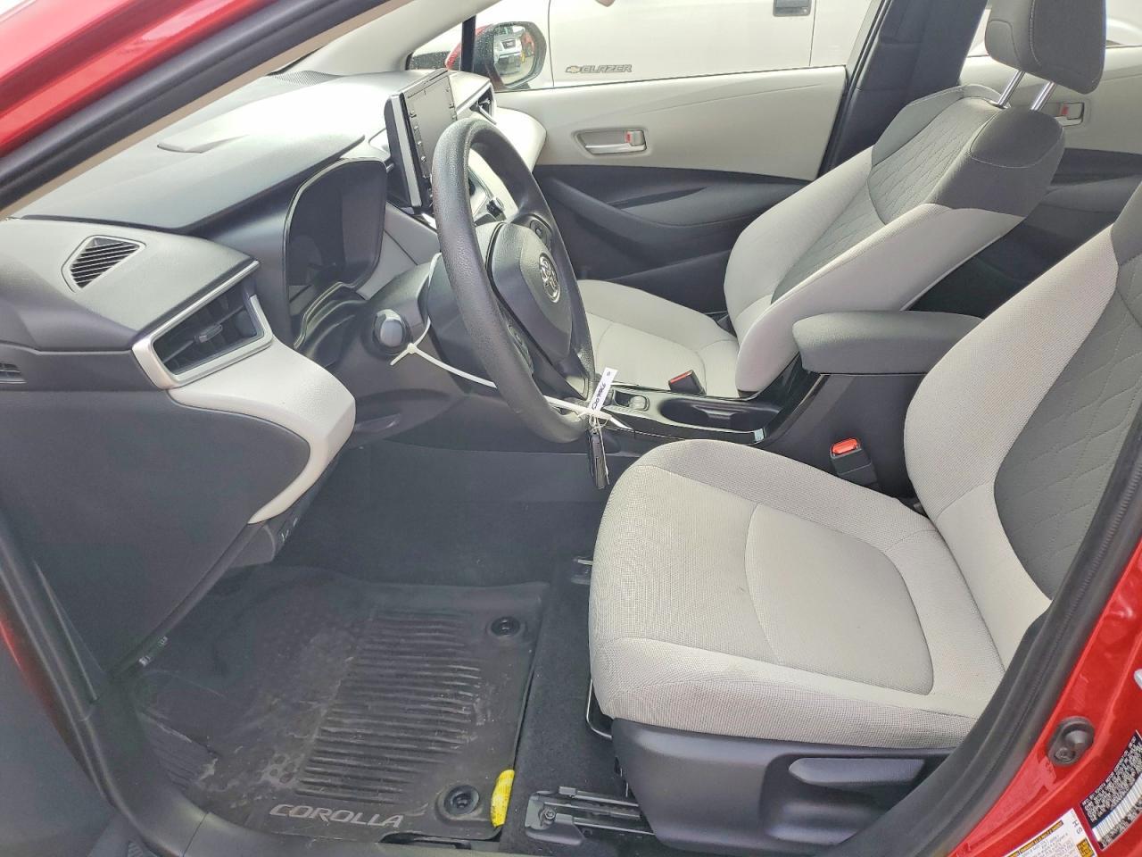 2021 Toyota Corolla Le - Фото 7