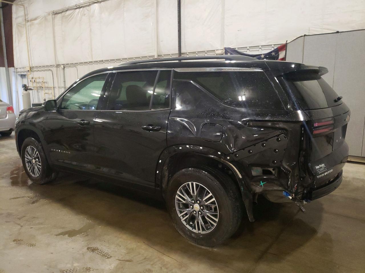 2024 Chevrolet Traverse Lt - Image 2