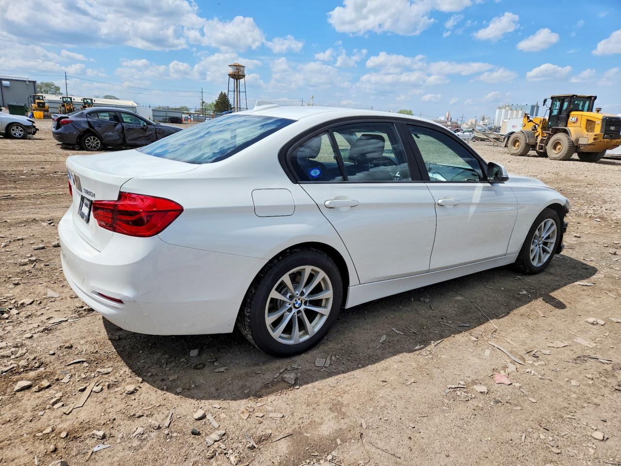 2018 BMW 320 Xi - Фото 3