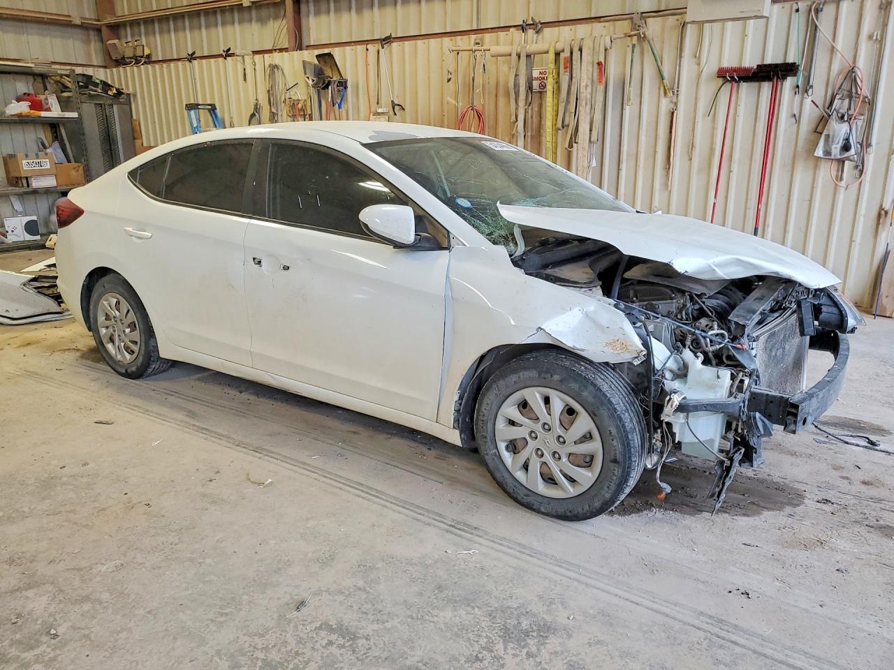 2019 Hyundai Elantra Se - Image 4