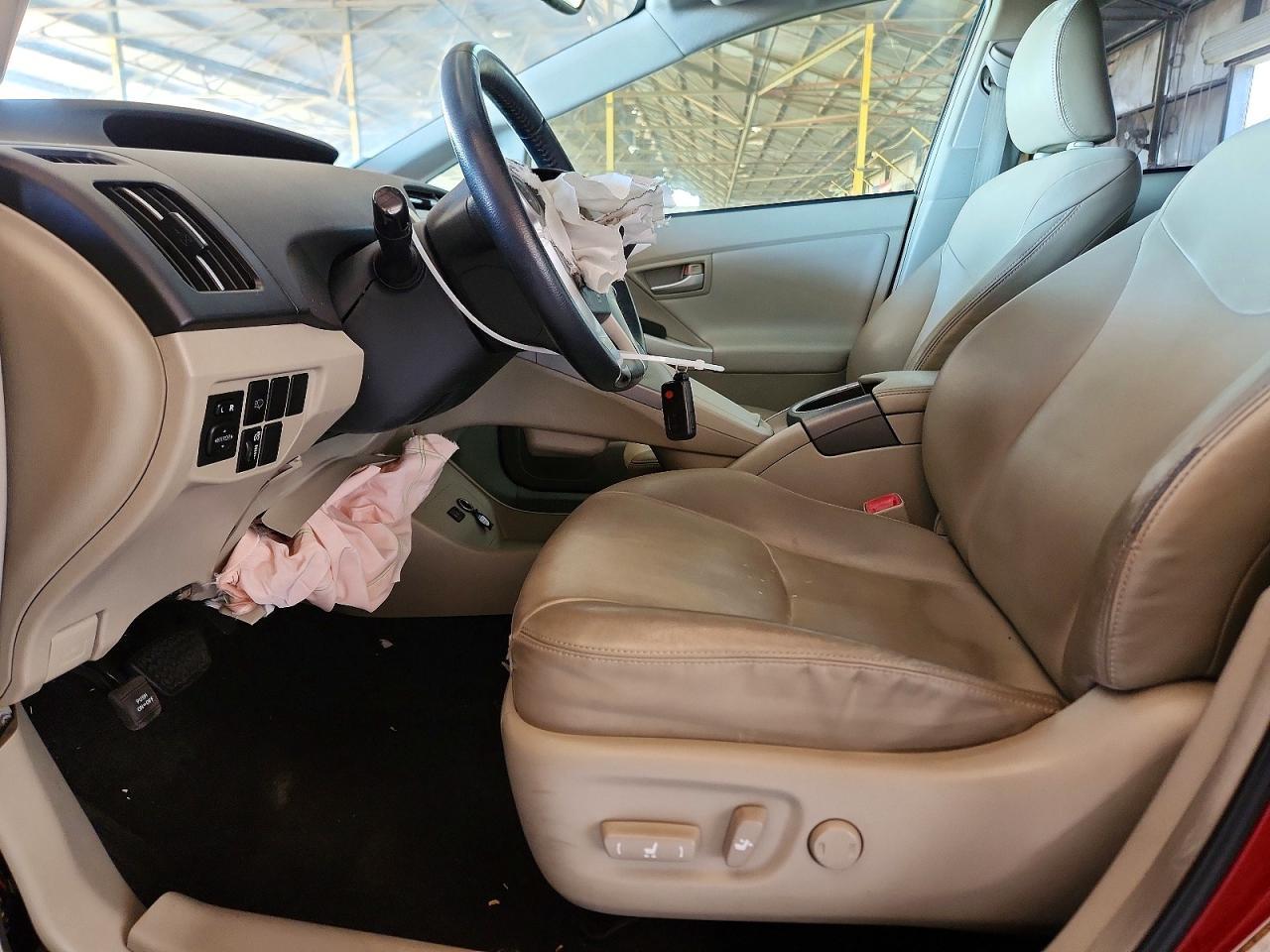 2012 Toyota Prius Five - Фото 7