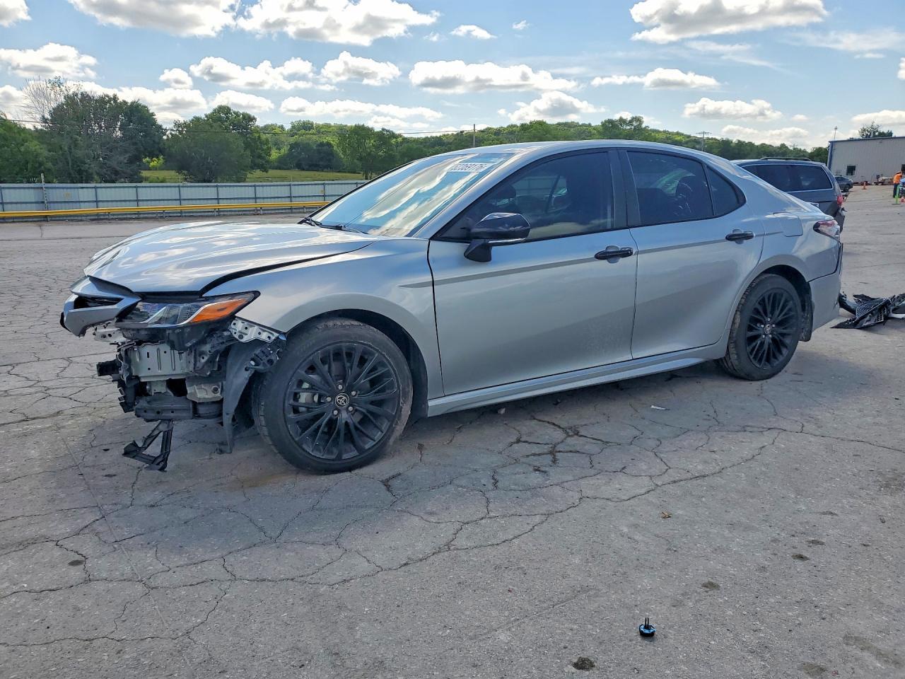 2022 Toyota Camry Se Nightshade