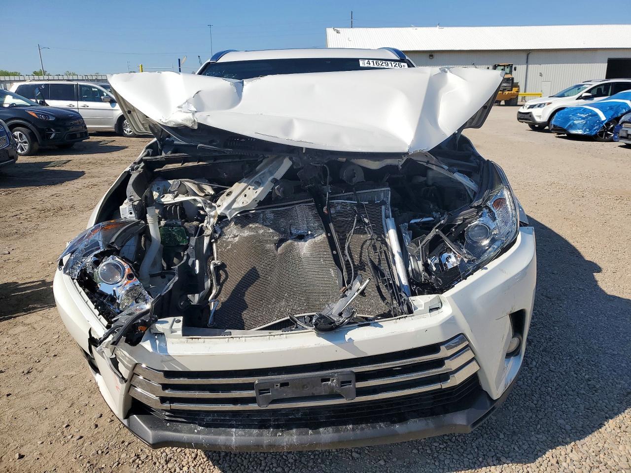 2018 Toyota Highlander Limited - Image 5