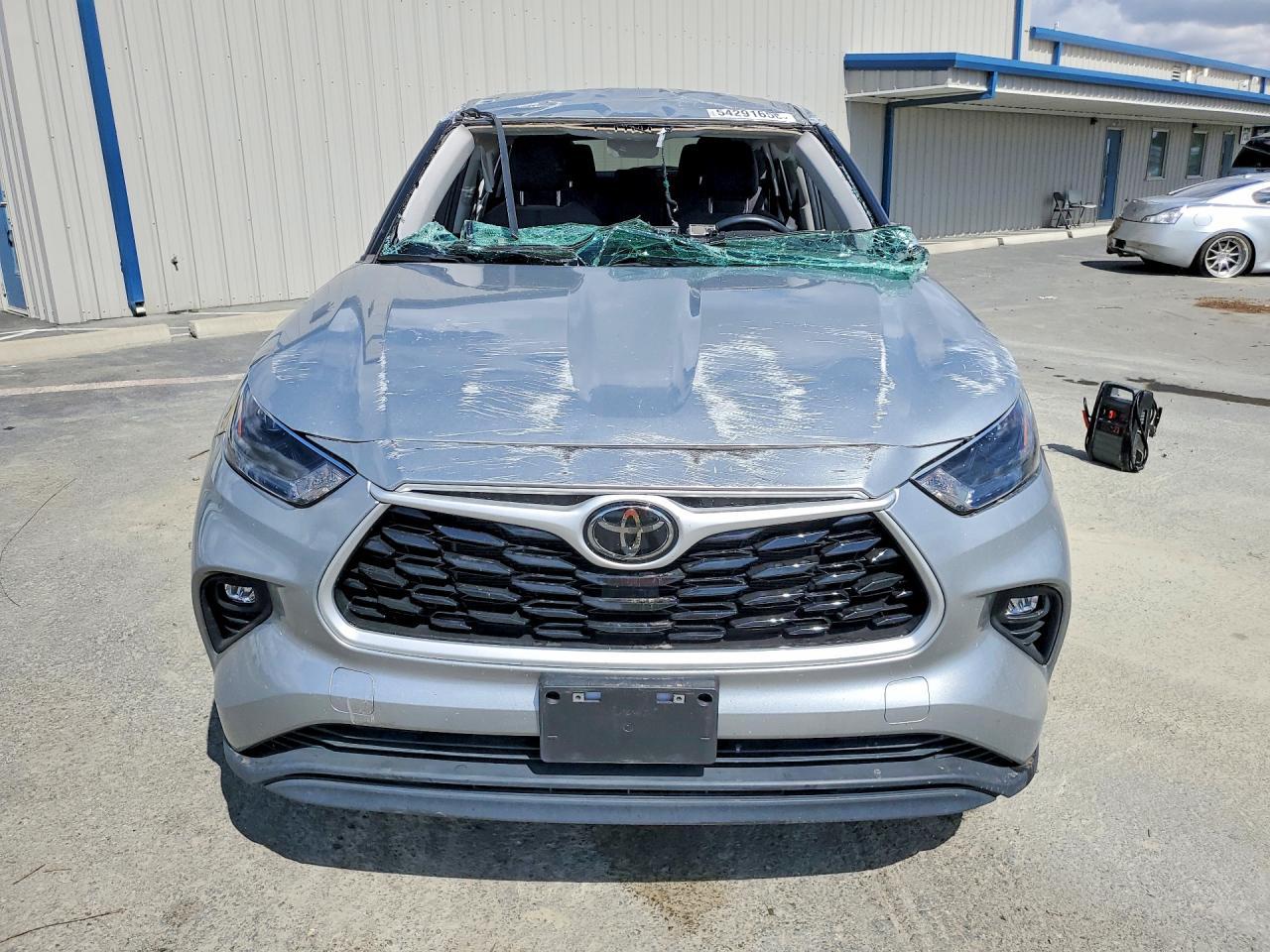 2024 Toyota Highlander Le - Фото 5