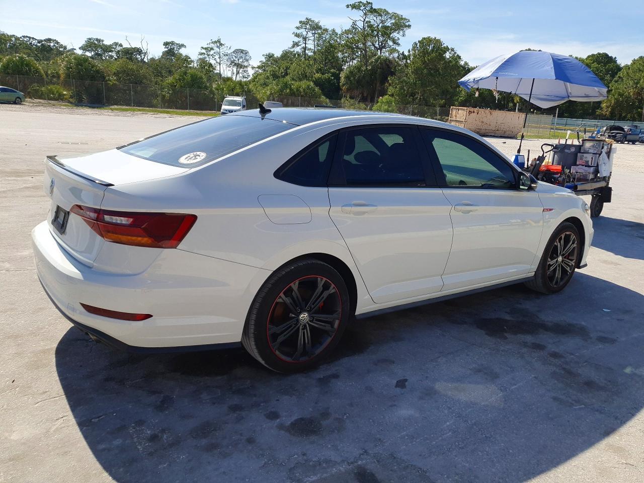 2019 Volkswagen Jetta Gli - Фото 3