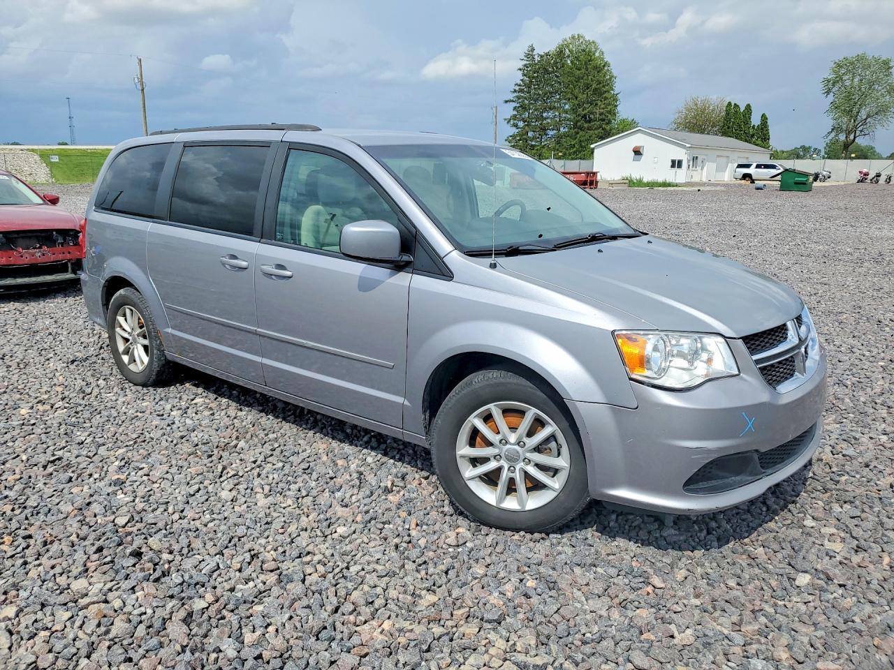 2015 Dodge Grand Caravan Sxt - Фото 4