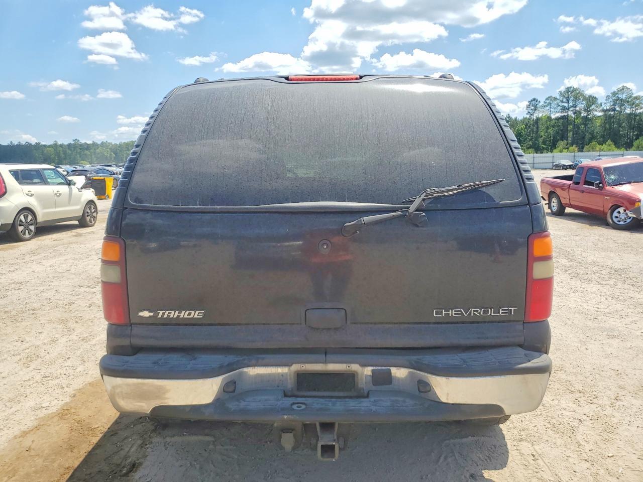 2002 Chevrolet Tahoe K1500 - Image 6