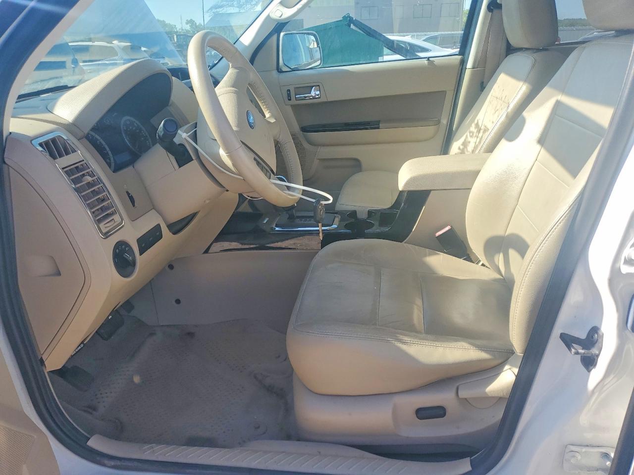 2012 Ford Escape Limited - Image 7