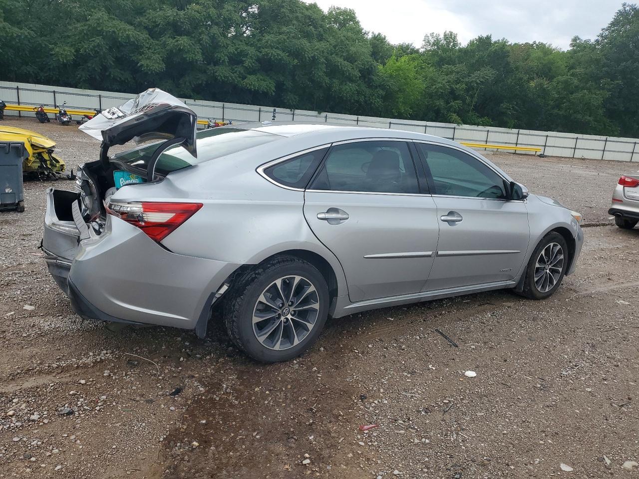 2016 Toyota Avalon Hybrid Xle Premium - Image 3