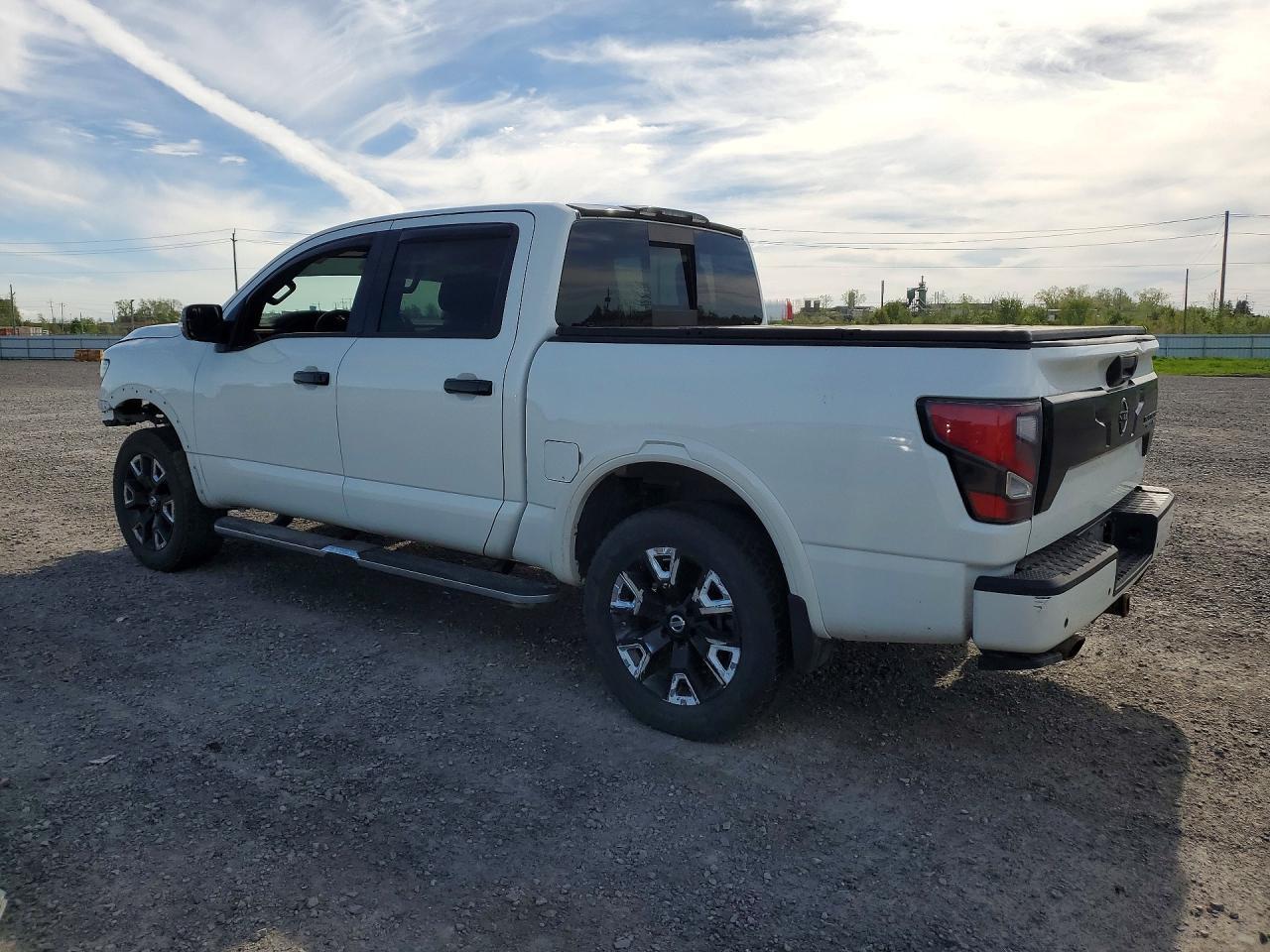 2020 Nissan Titan Sv - Image 2