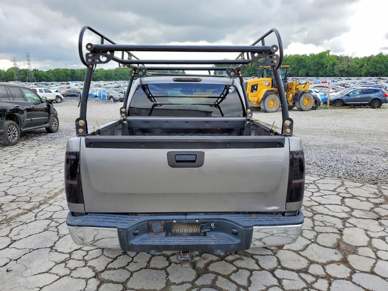 2008 GMC Sierra K1500 - Image 6