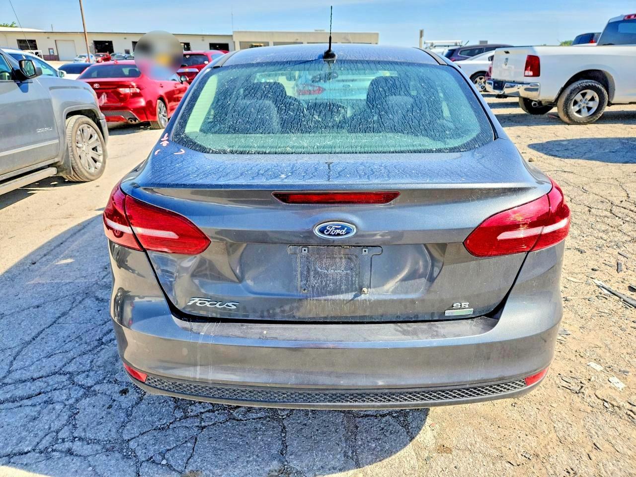2017 Ford Focus Se - Image 6