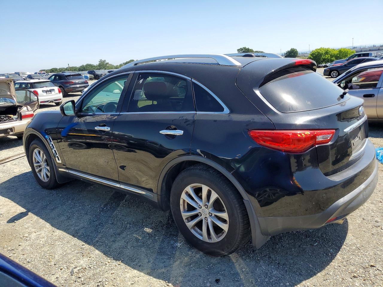 2011 Infiniti Fx35 Base - Image 2