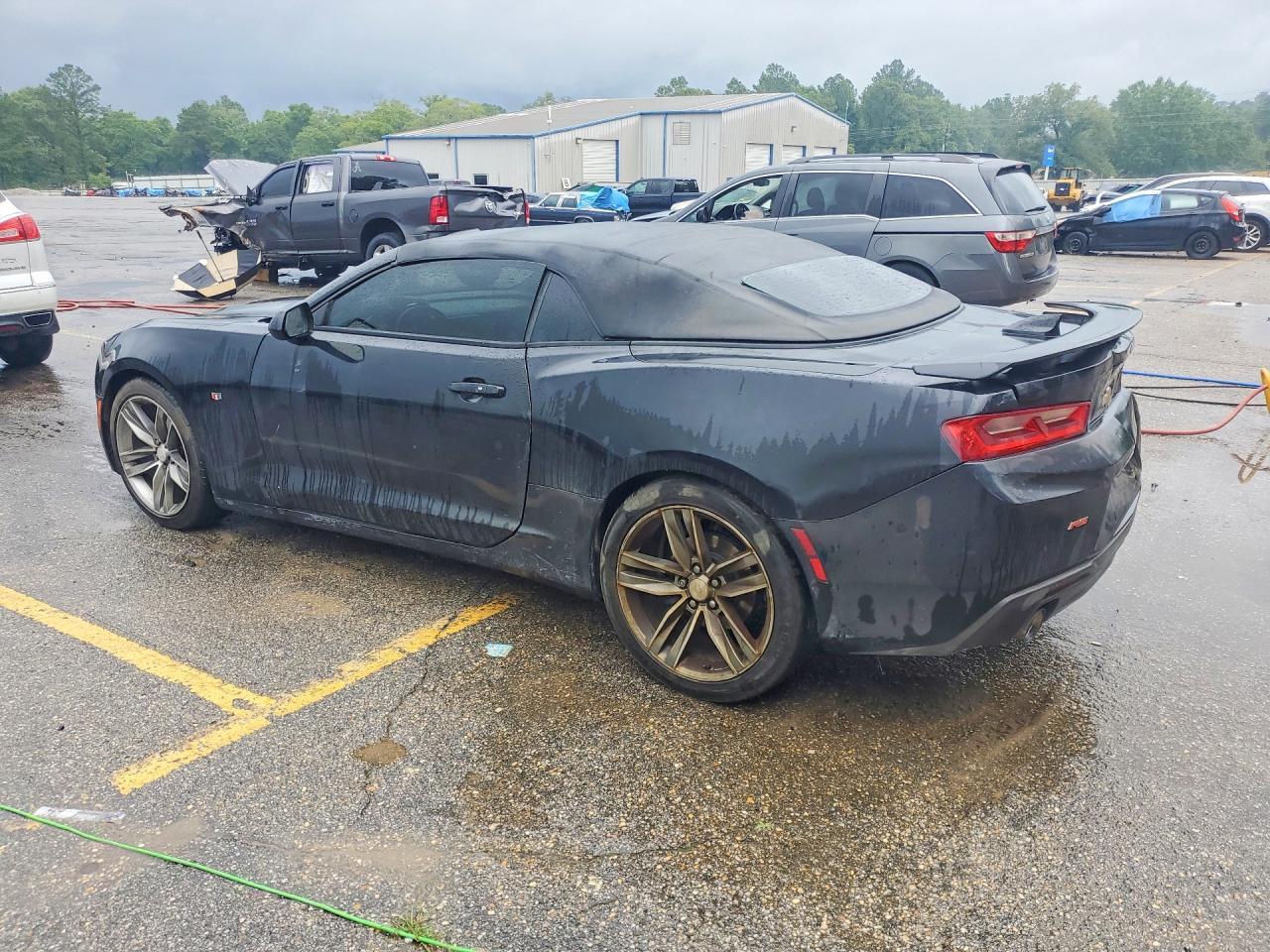 2017 Chevrolet Camaro Lt - Фото 2