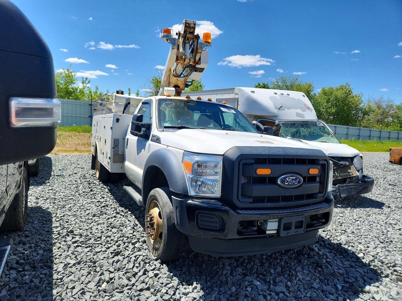 2015 Ford F450 Super Duty - Фото 4