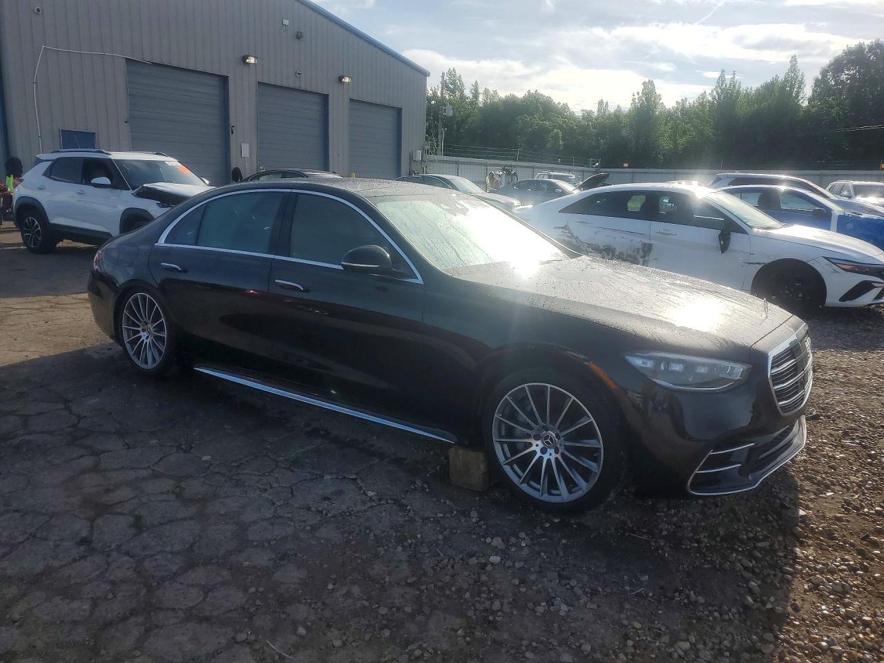 2024 Mercedes-Benz S 500 4Matic - Image 4