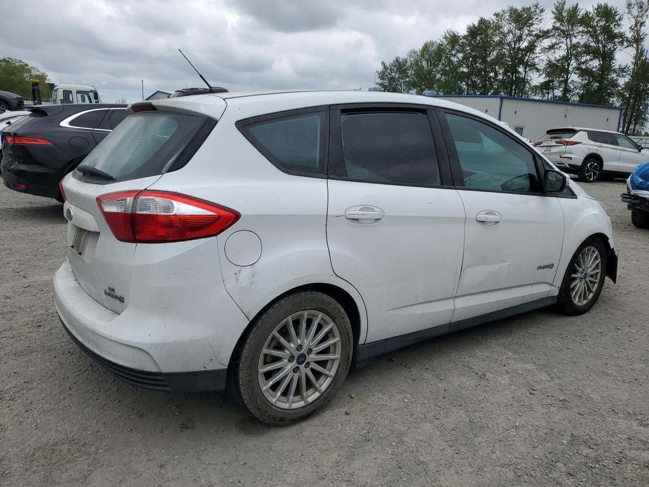 2016 Ford C-Max Se - Image 3