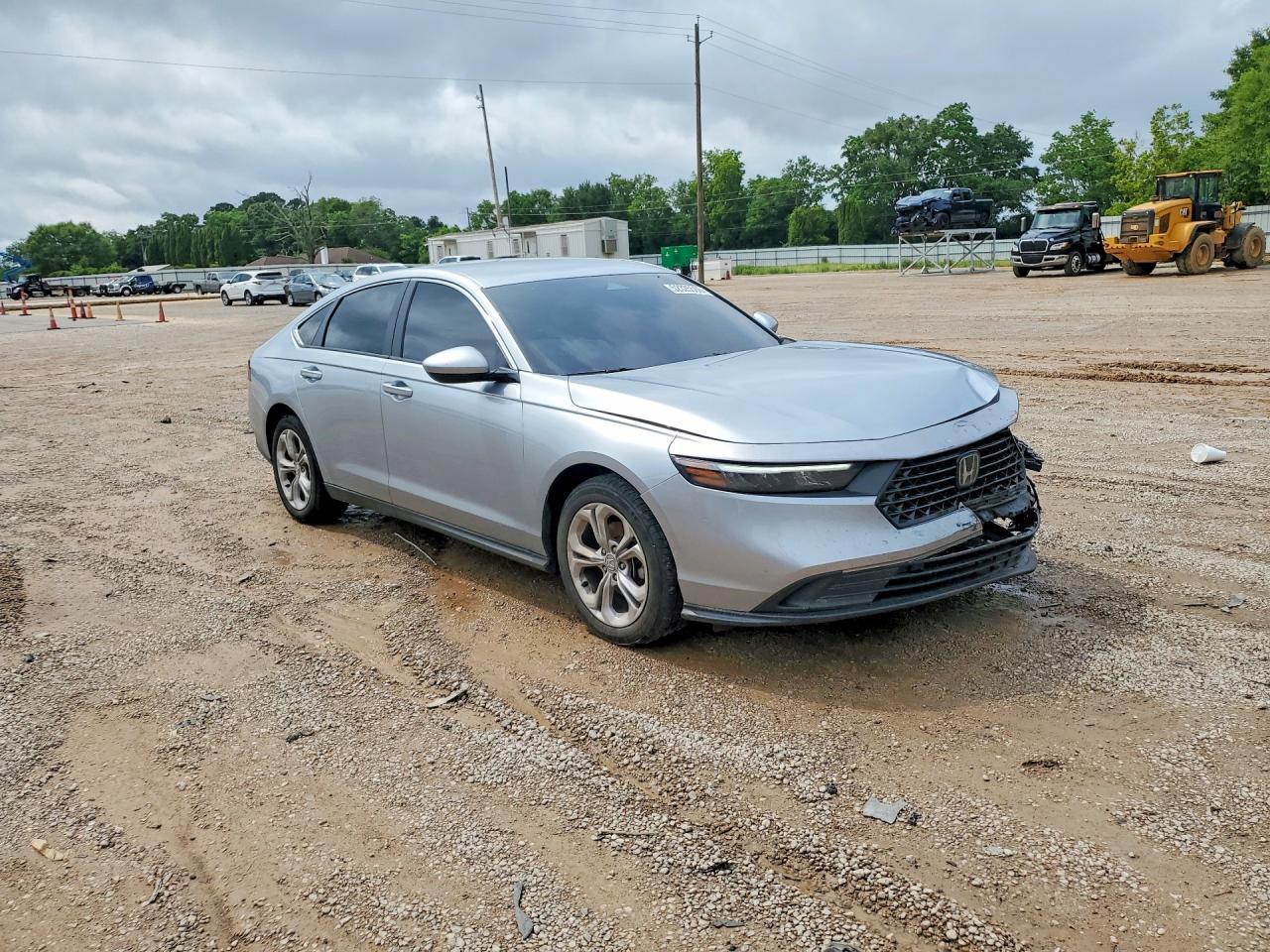 2025 Honda Accord Lx - Image 4