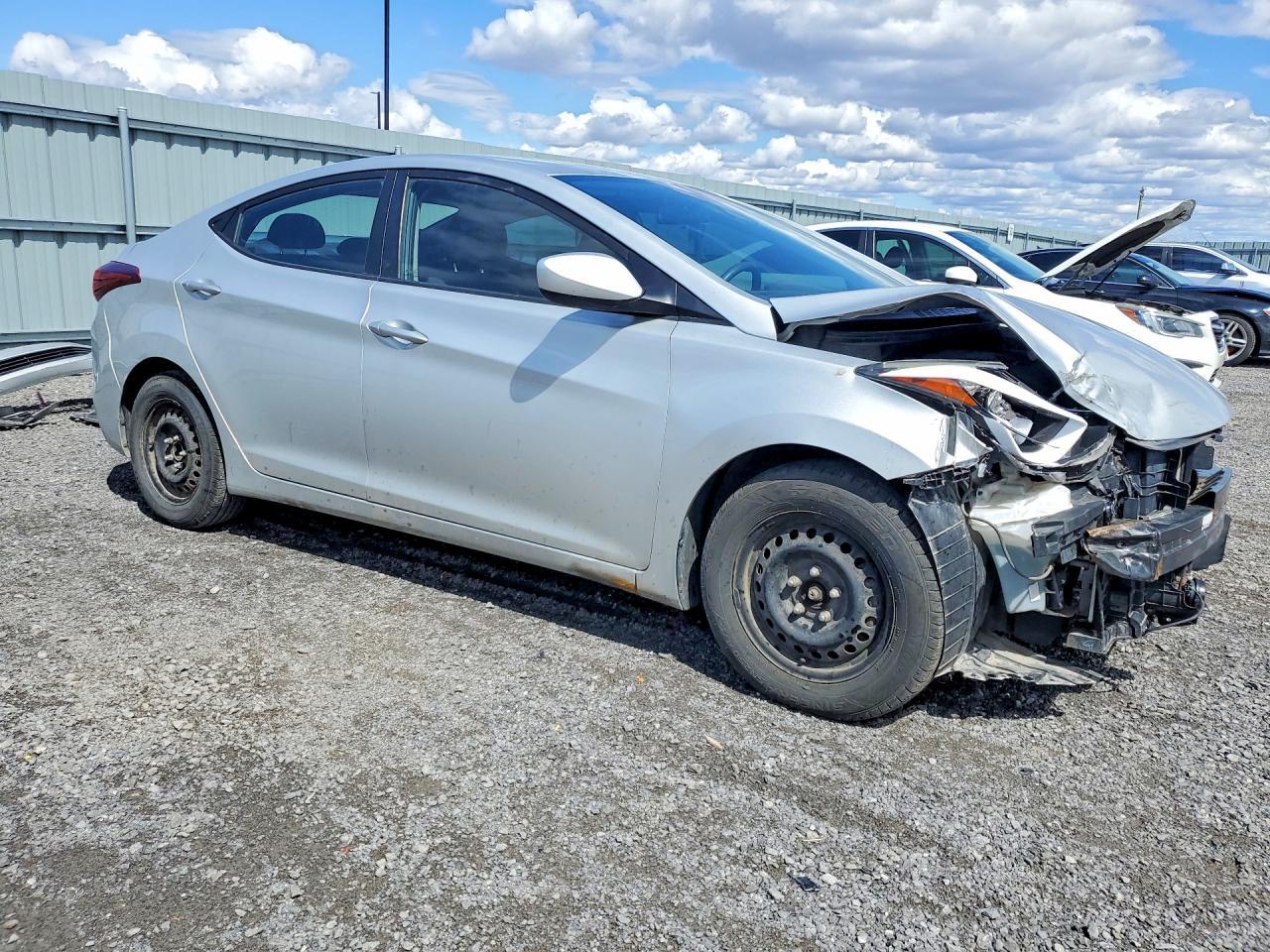 2015 Hyundai Elantra Se - Фото 4