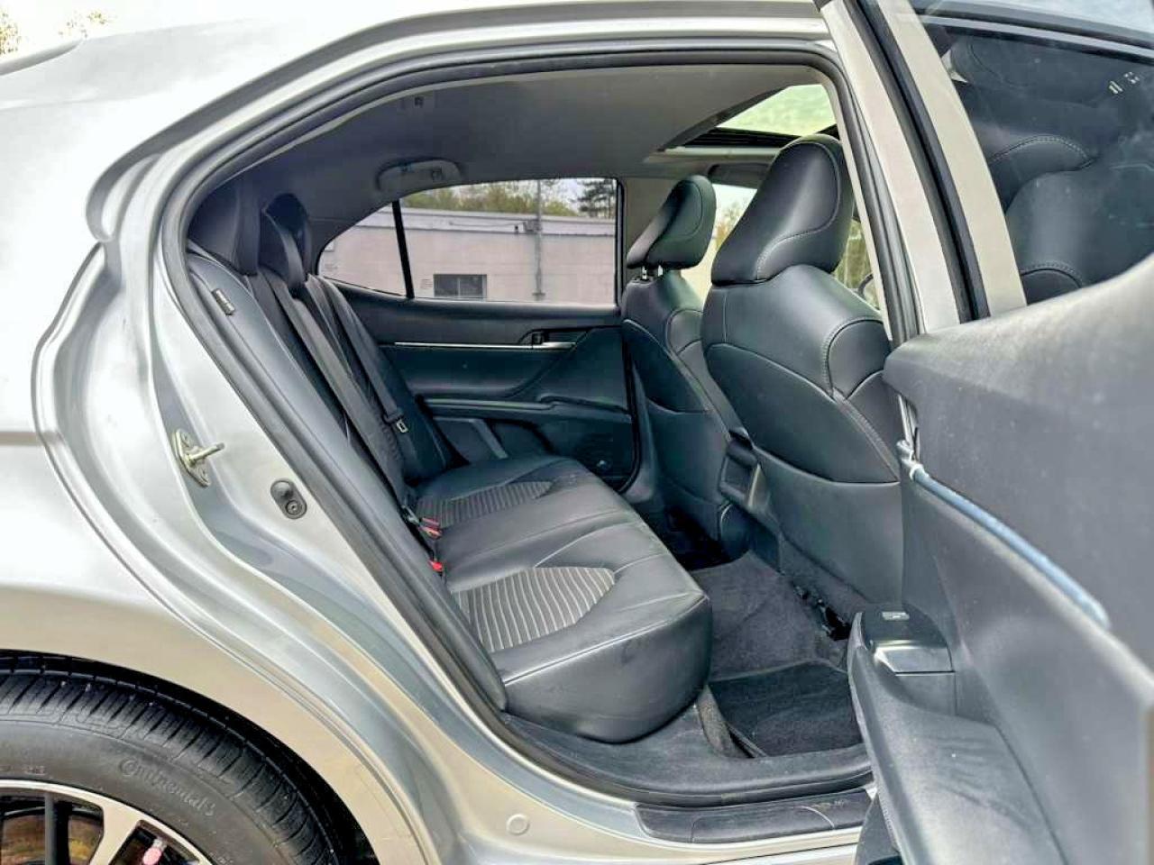 2019 Toyota Camry Se - Image 6