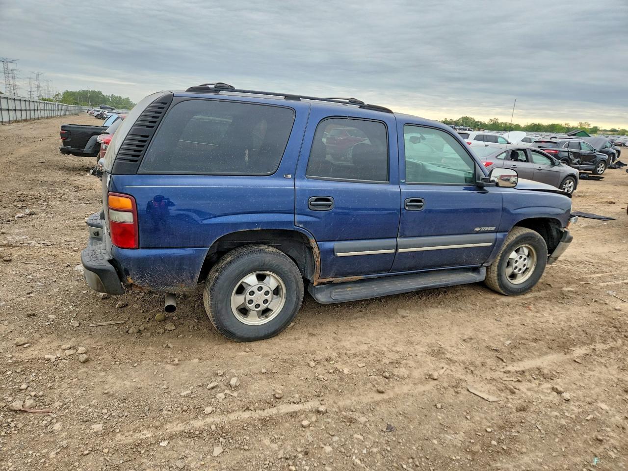 2002 Chevrolet Tahoe K1500 - Фото 3