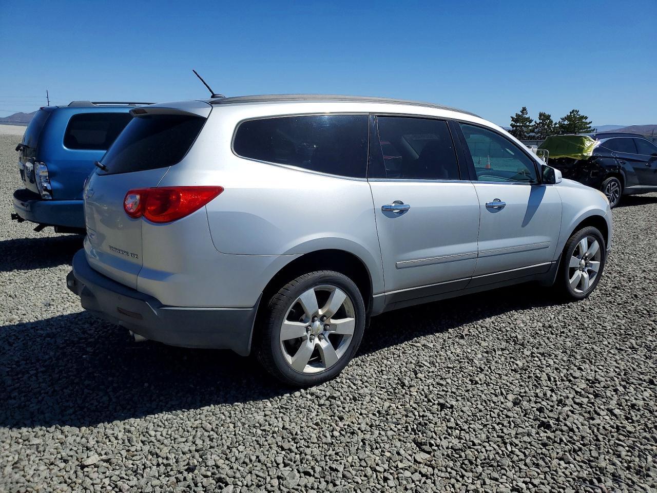 2010 Chevrolet Traverse Ltz - Фото 3