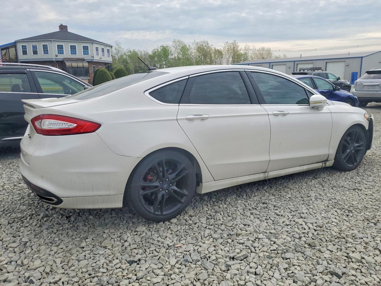 2016 Ford Fusion Titanium - Фото 3