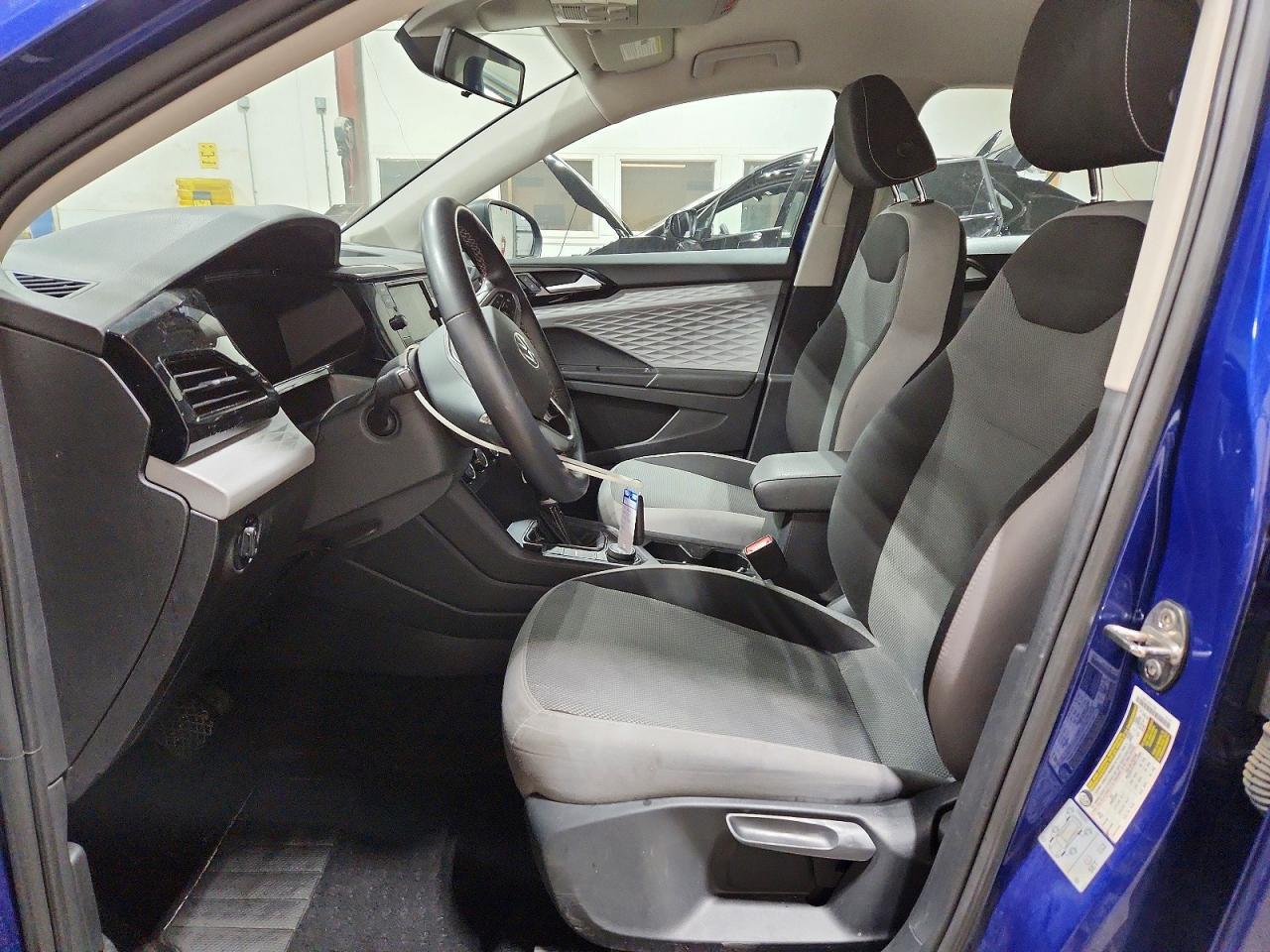 2022 Volkswagen Taos S - Фото 7