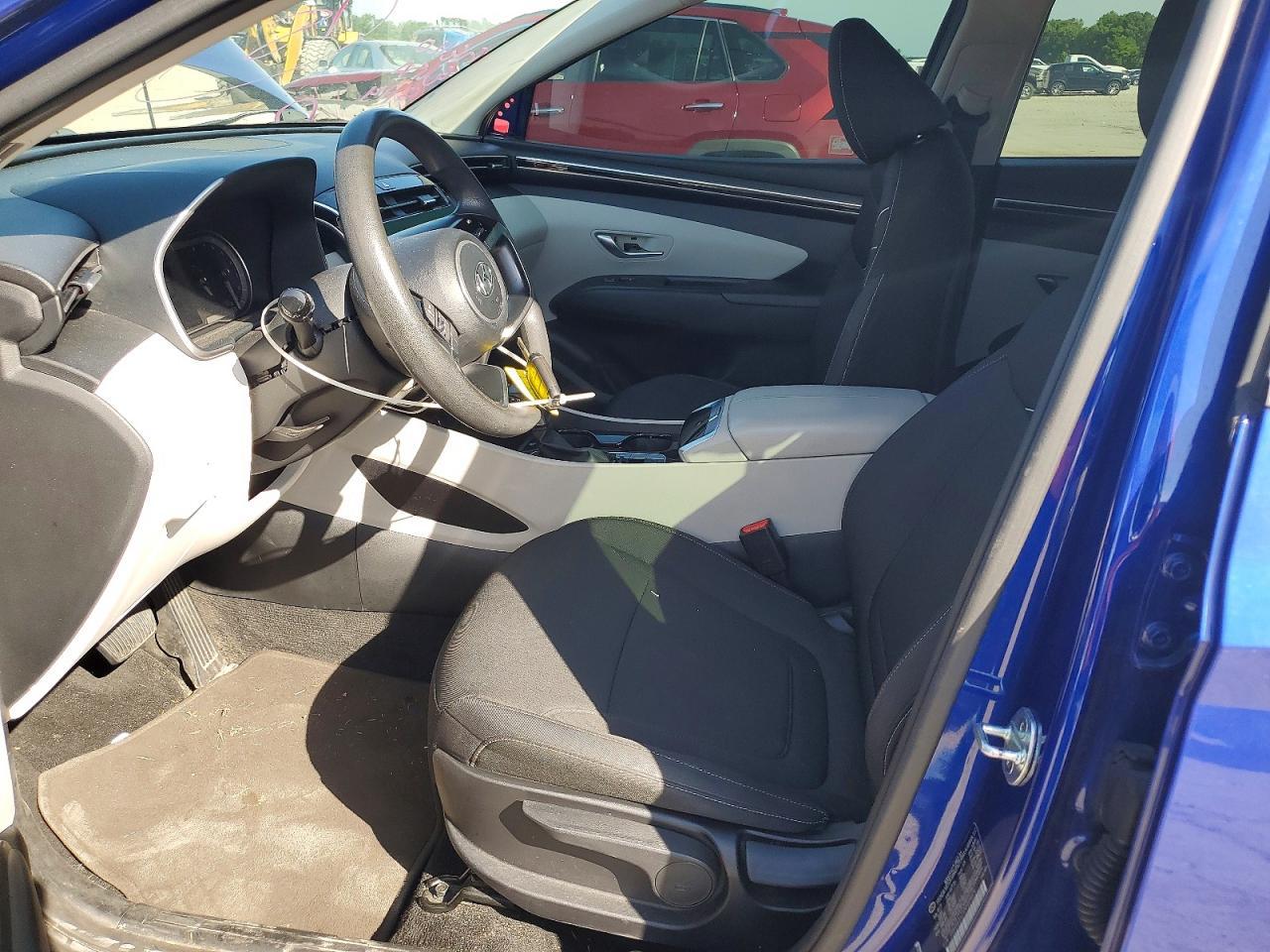 2022 Hyundai Tucson Se - Image 7