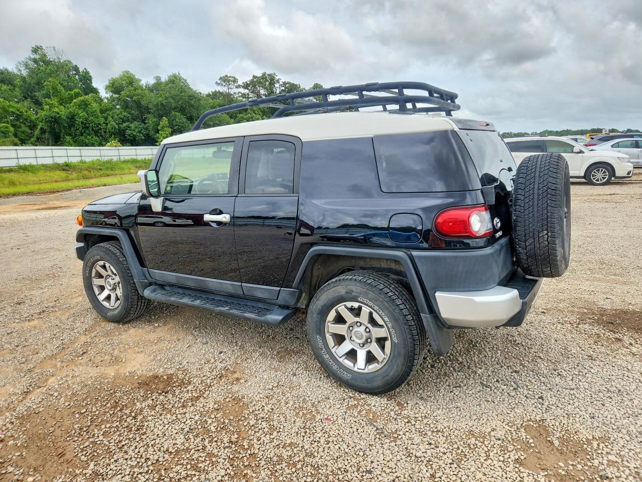 2014 Toyota Fj Cruiser Base - Фото 2