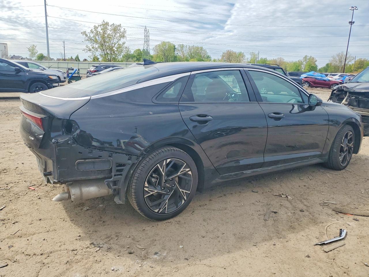 2025 Kia K5 Gt Line - Фото 3