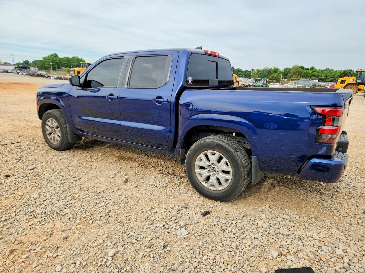 2023 Nissan Frontier Sv - Фото 2