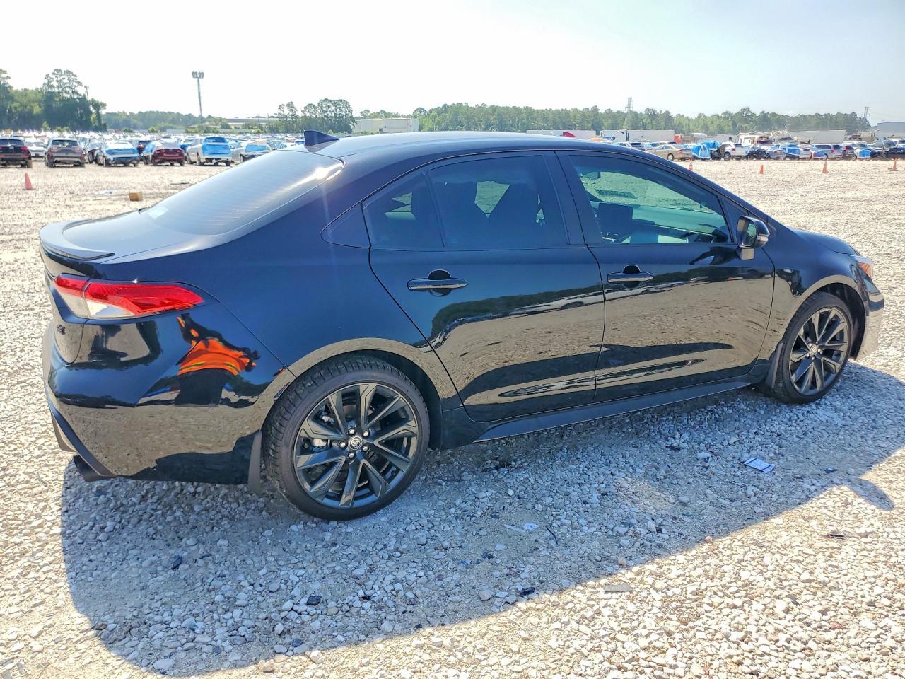 2026 Toyota Corolla Se - Фото 3