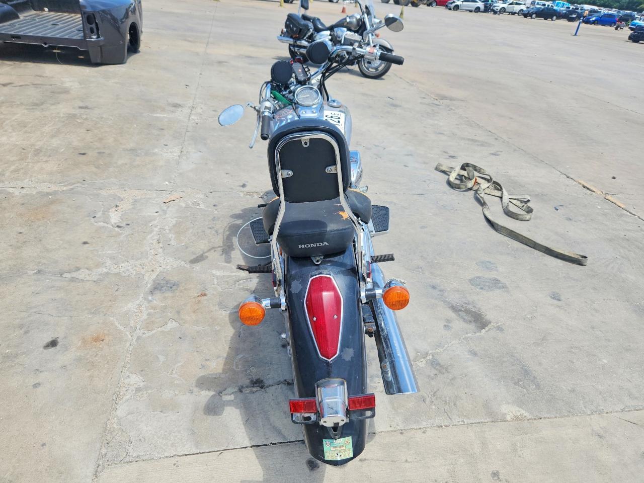 2005 Honda Vt750 Ca - Image 4