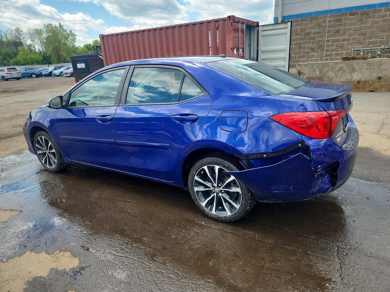 2017 Toyota Corolla Se - Фото 2