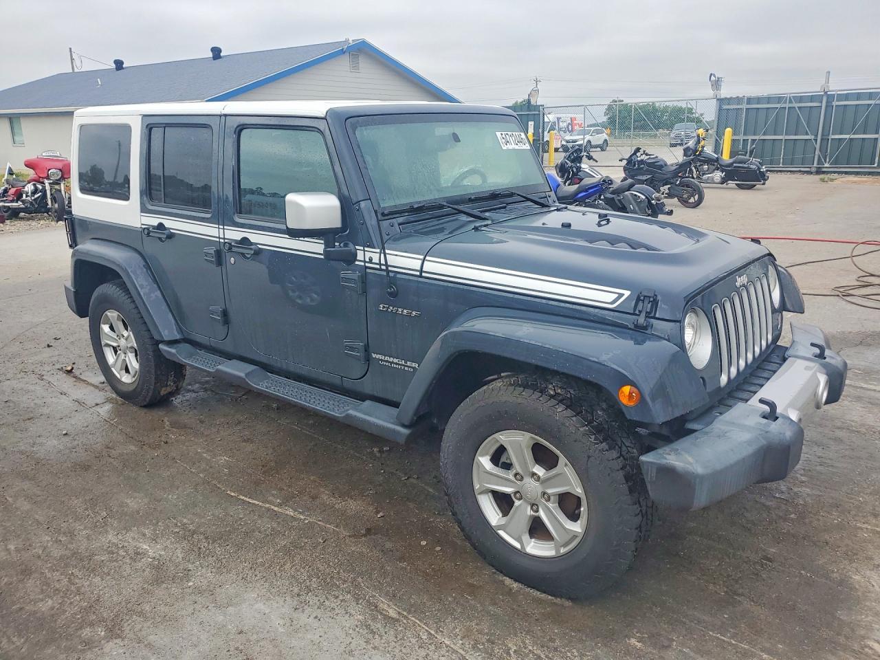 2017 Jeep Wrangler Unlimited Sahara - Фото 4