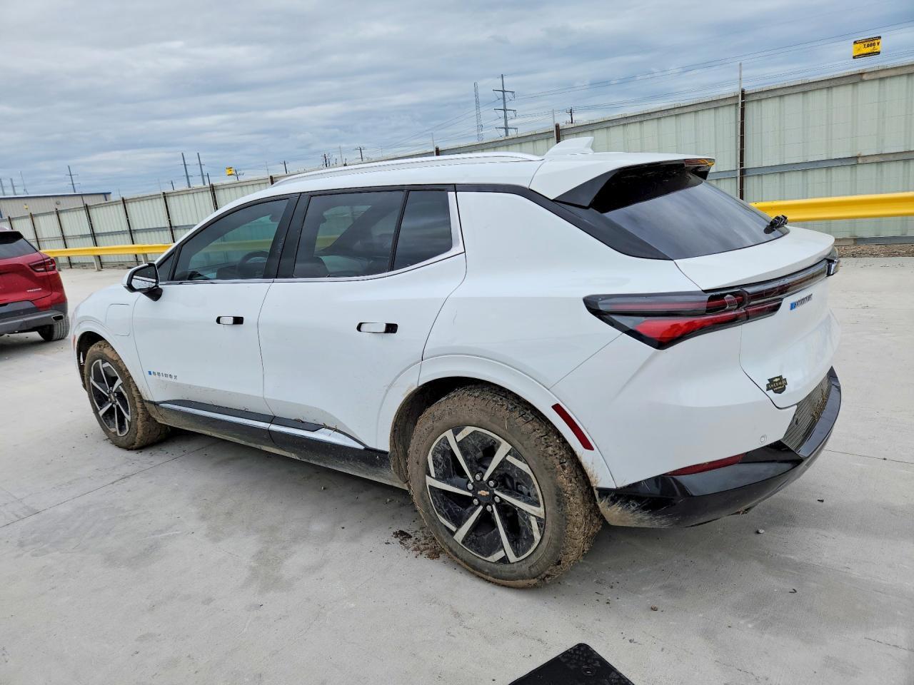 2024 Chevrolet Equinox 2Lt - Image 2