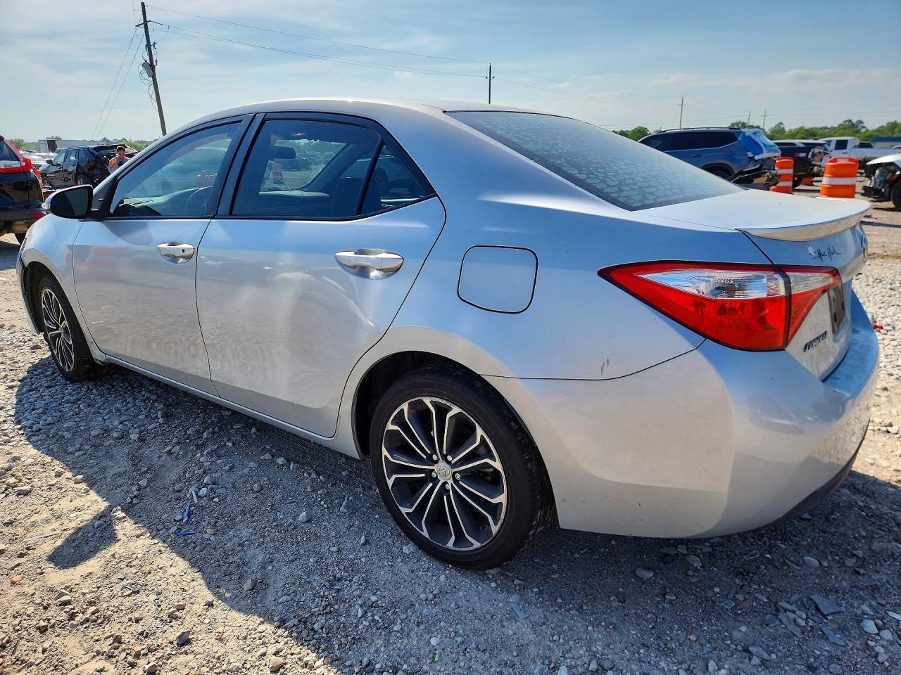 2014 Toyota Corolla S Plus - Фото 2