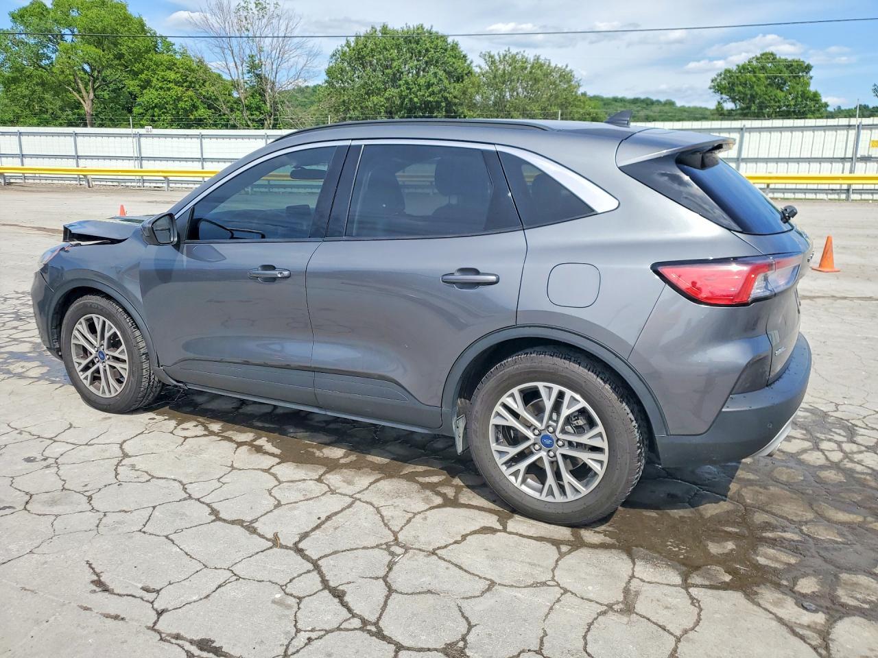 2022 Ford Escape Sel - Фото 2
