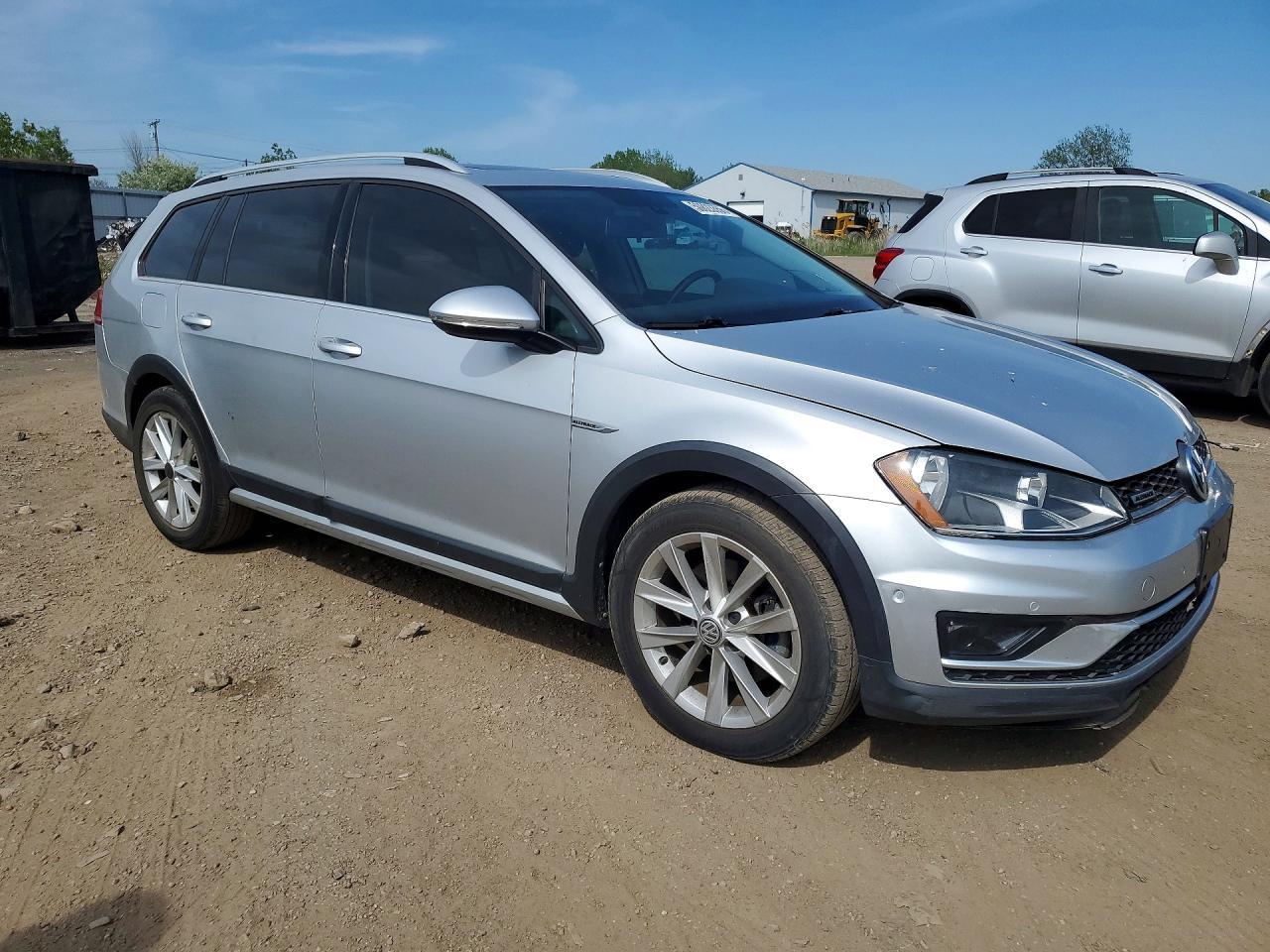 2017 Volkswagen Golf Alltrack S - Фото 4