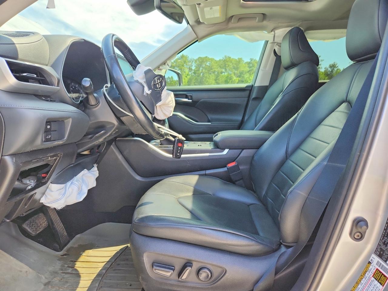 2020 Toyota Highlander Xle - Image 7