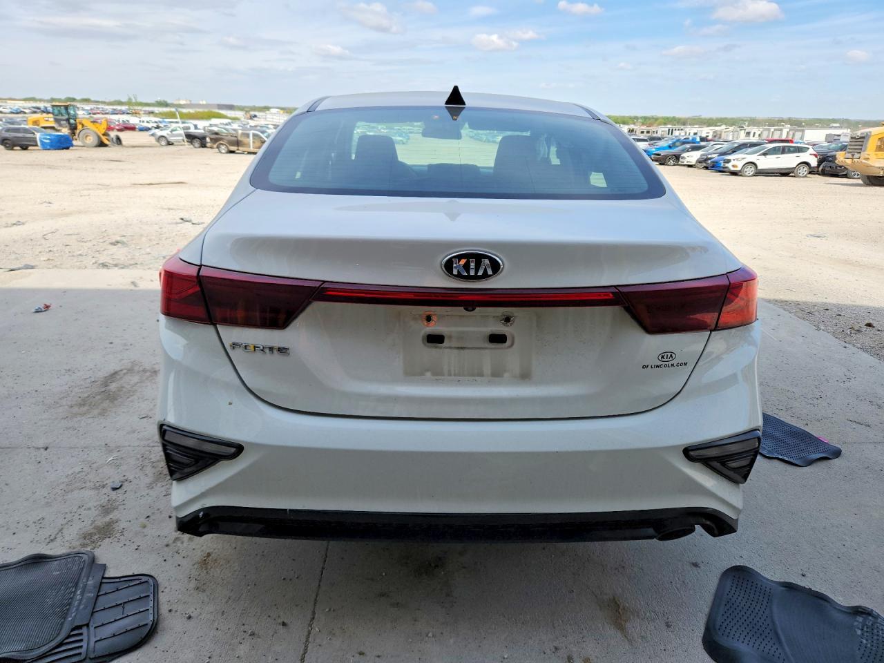 2019 Kia Forte Lxs - Image 6
