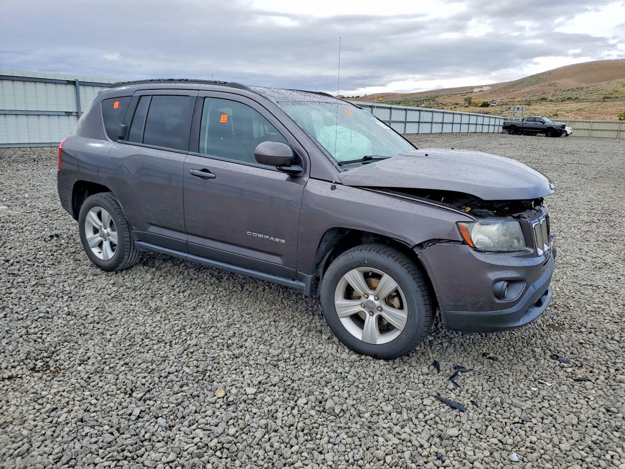 2016 Jeep Compass Latitude - Фото 4