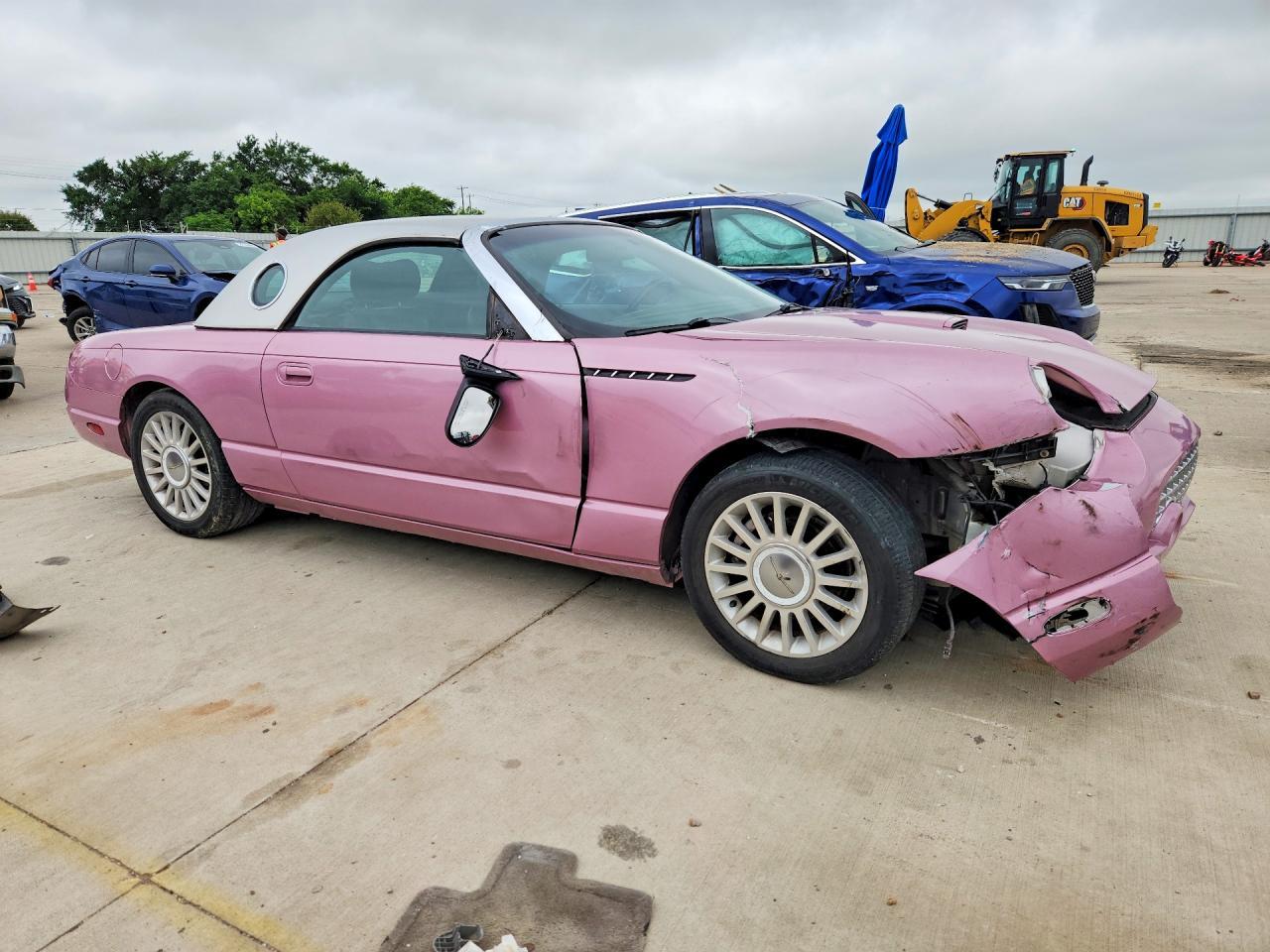 2004 Ford Thunderbird - Image 4