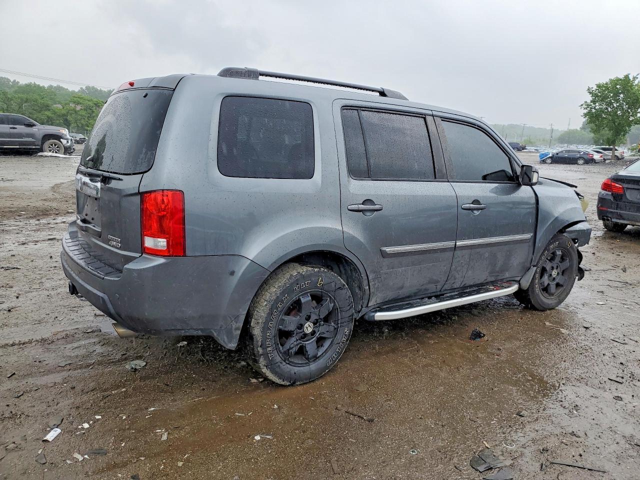2011 Honda Pilot Touring - Image 3