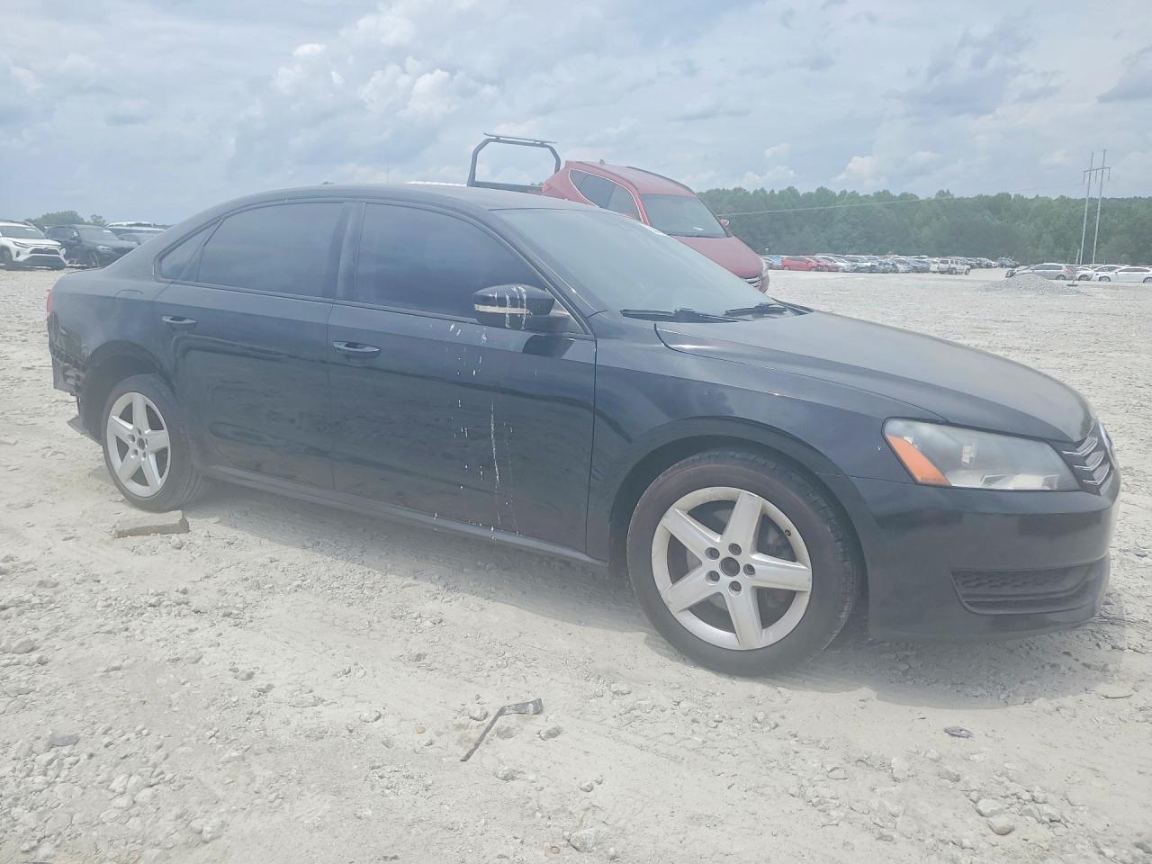 2015 Volkswagen Passat S - Image 4