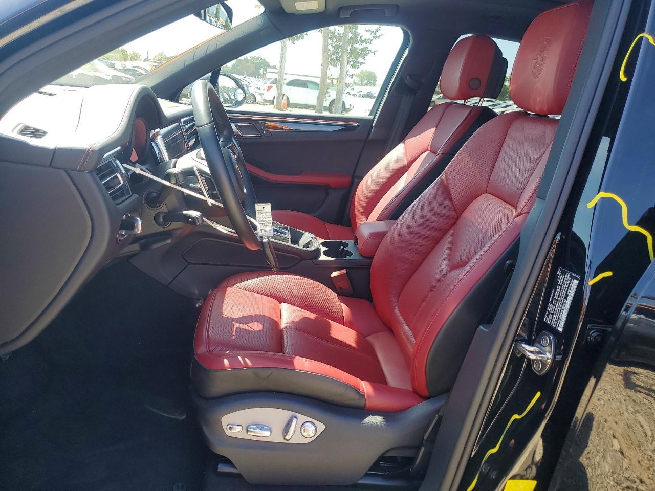 2025 Porsche Macan Base - Фото 7