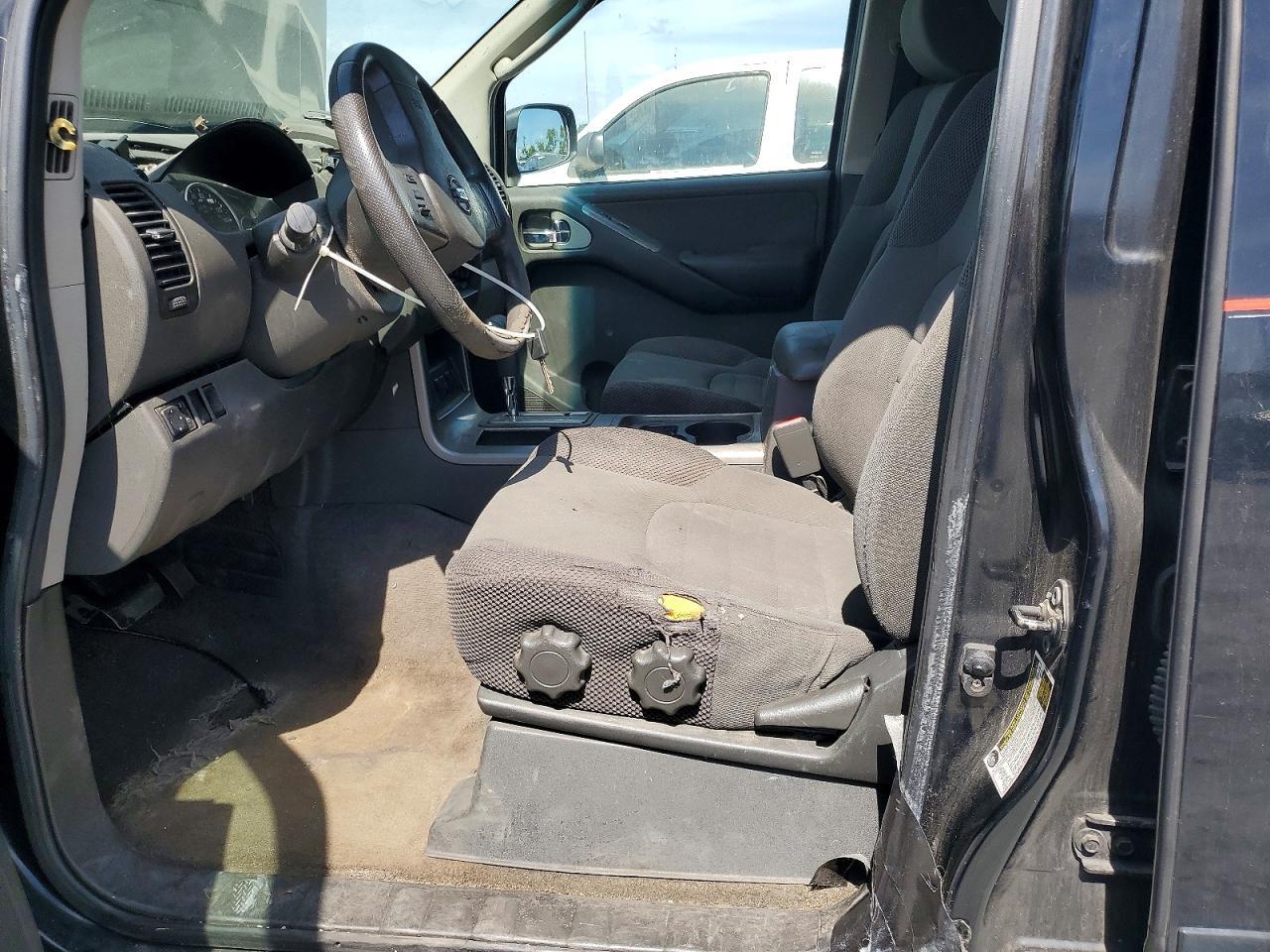 2005 Nissan Pathfinder Xe - Image 7